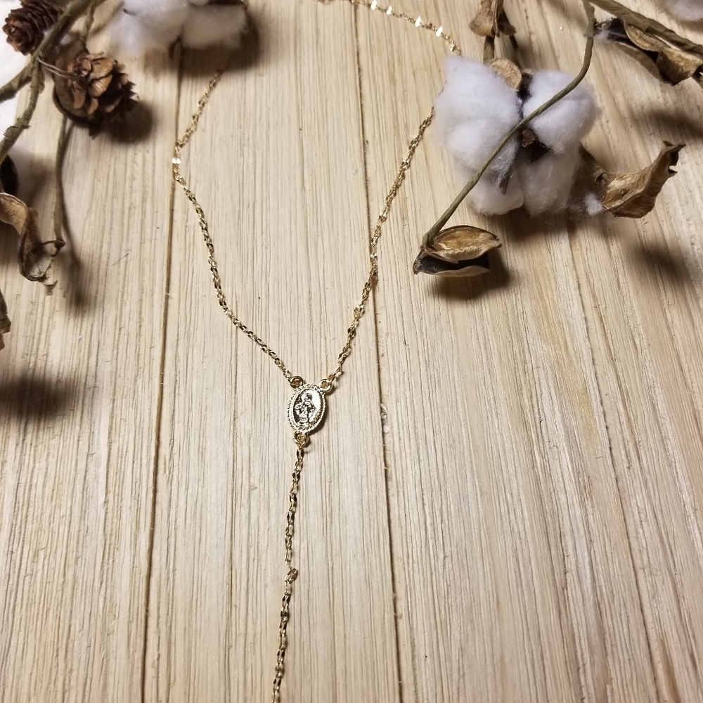 🌟🌟NEW🌟🌟BEAUTIFUL!! Cross Rosary necklace in GOLD🌟🌟 - Picture 7 of 11